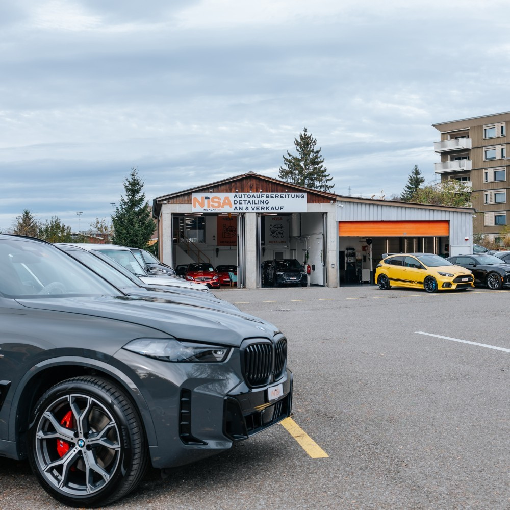 Fahrzeugverkauf, Reifenservice, Scheibenreparatur & Autoaufbereitung in Schenkon, Luzern. Qualität, Präzision & Schweizer Service.